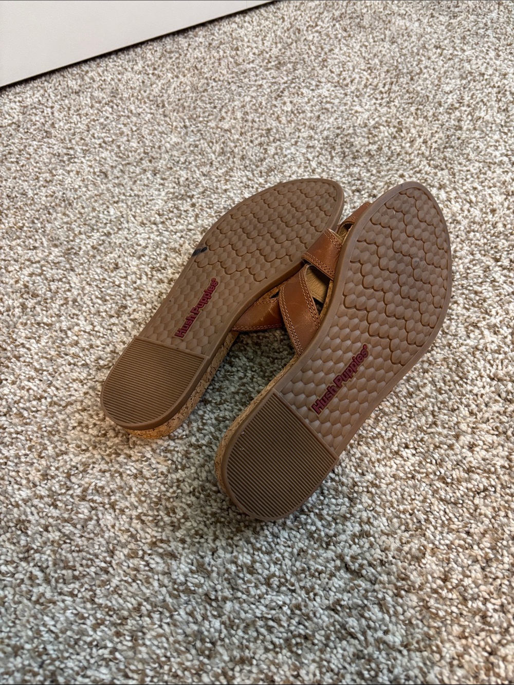 Hush Puppies Women's Brown Cork Slide Sandals - Picture 4 of 4